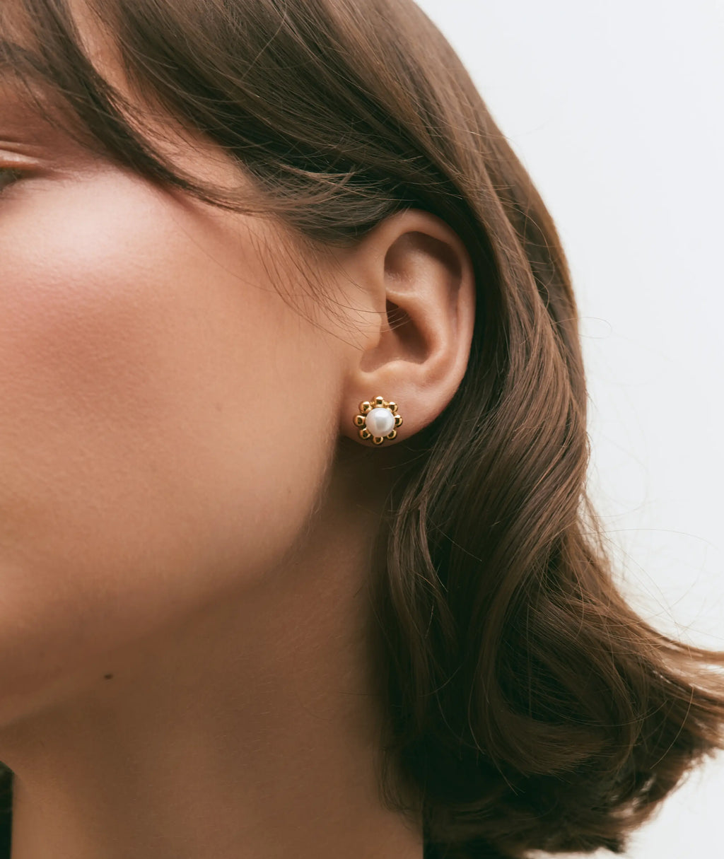 Pearl Bloom Stood Earrings