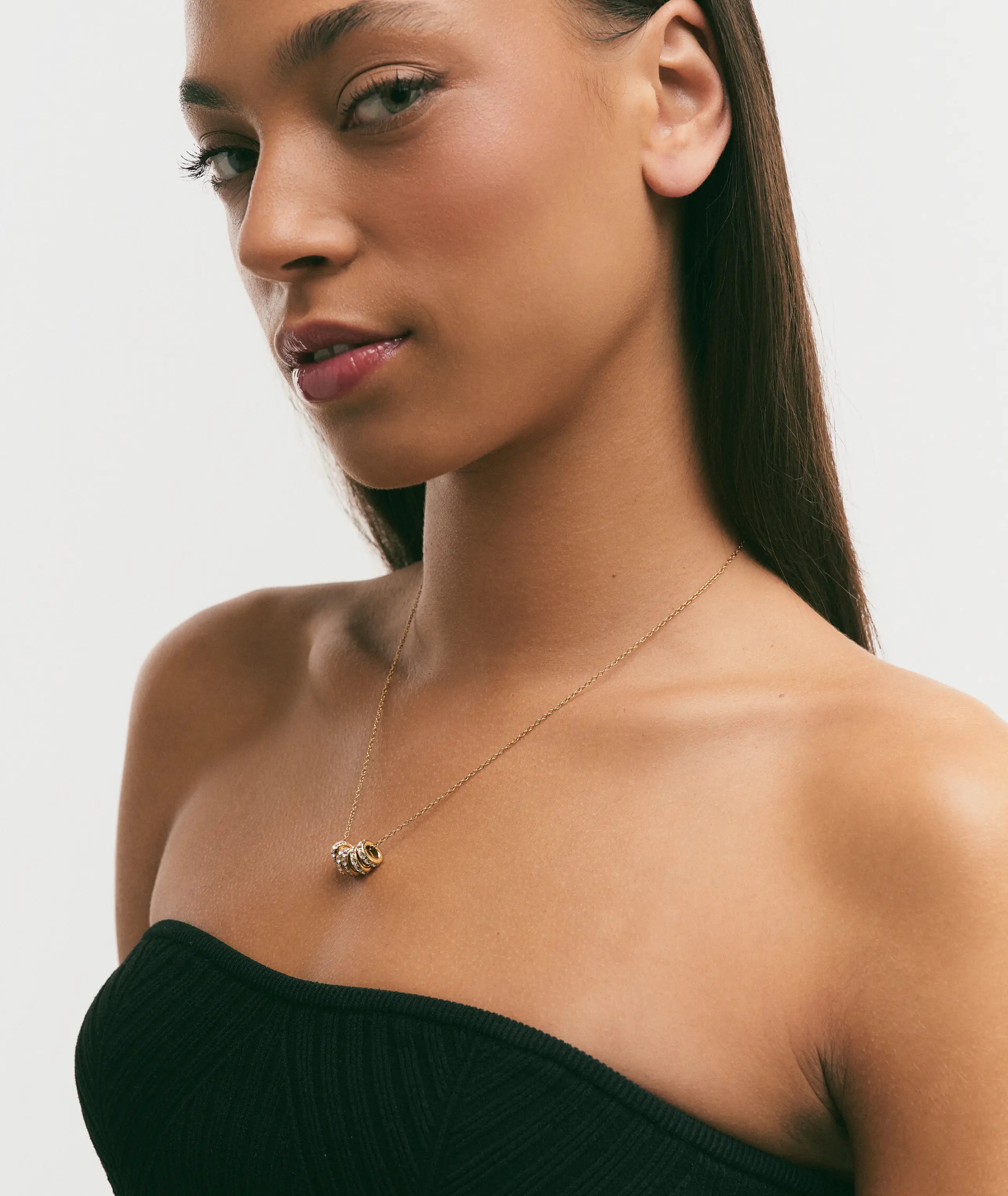 Aurea Circle Necklace