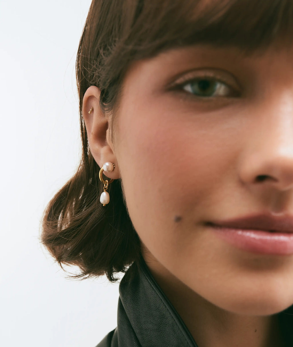 Daily Pearl Stud Earrings