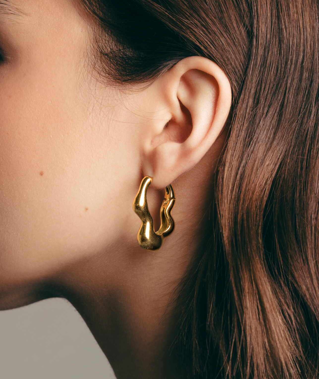 Dazzling Oval Earrings