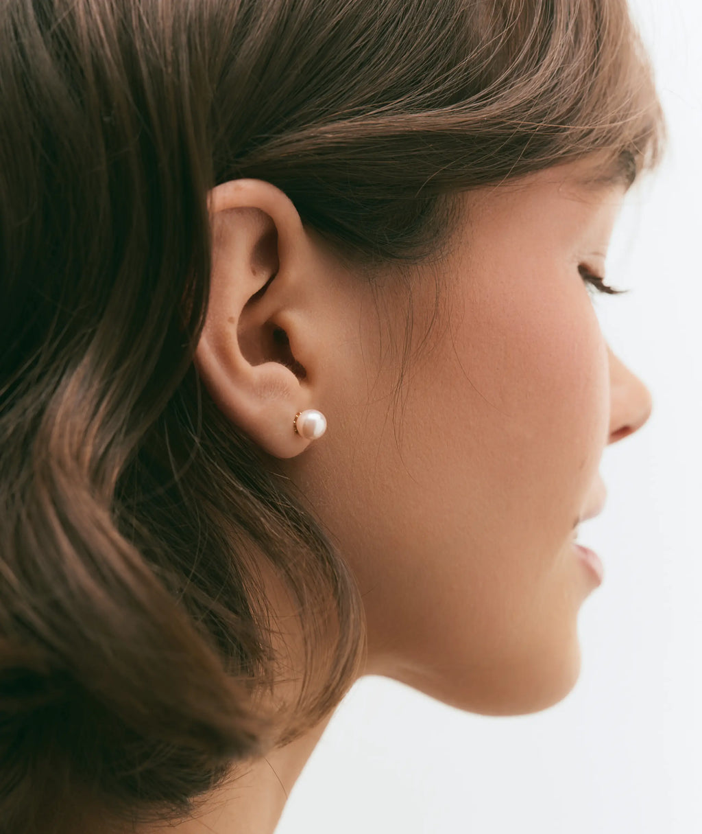 Daily Pearl Stud Earrings