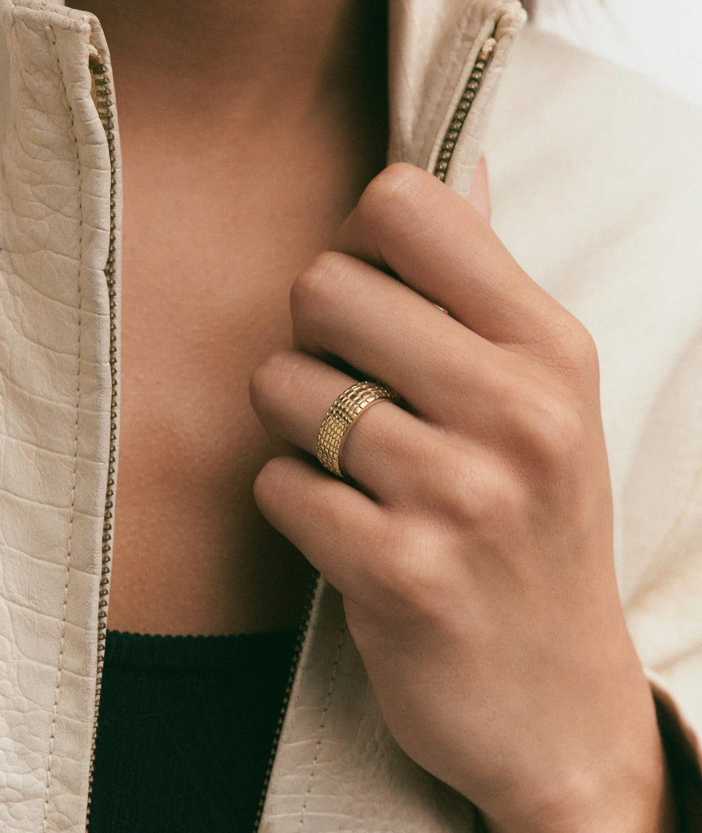 Crocodile Print Band Ring