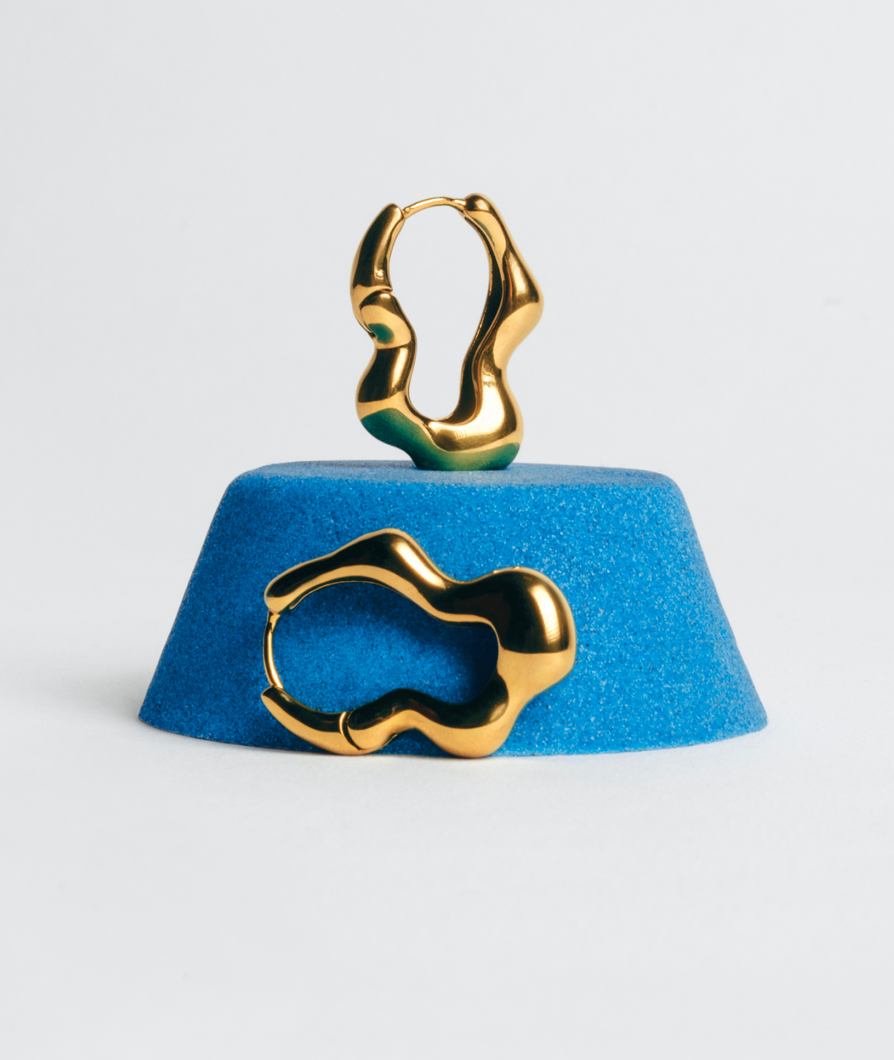 Dazzling Oval Earrings